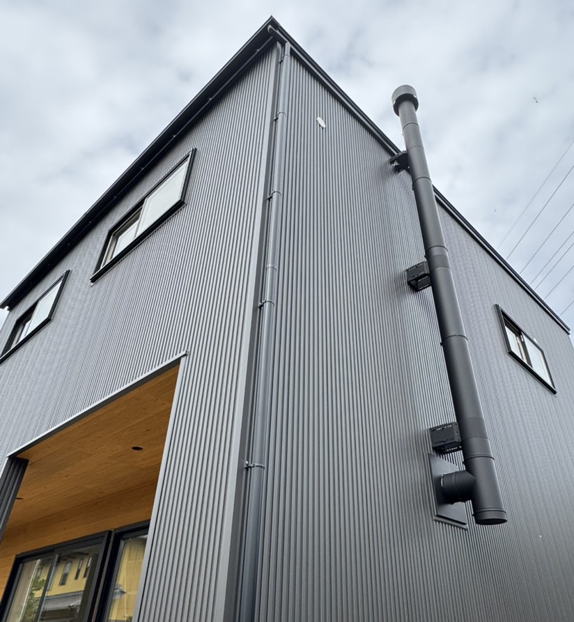 薪ストーブのお家｜蒲郡市｜イリートデザイン鳥居建設21