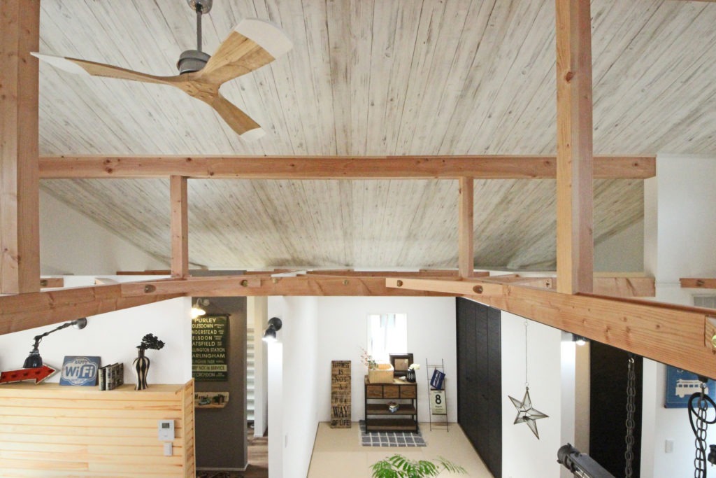 蒲郡市の注文住宅。C値0.15の性能により、平屋の吹き抜け大空間でも温度ムラがない地中熱住宅。